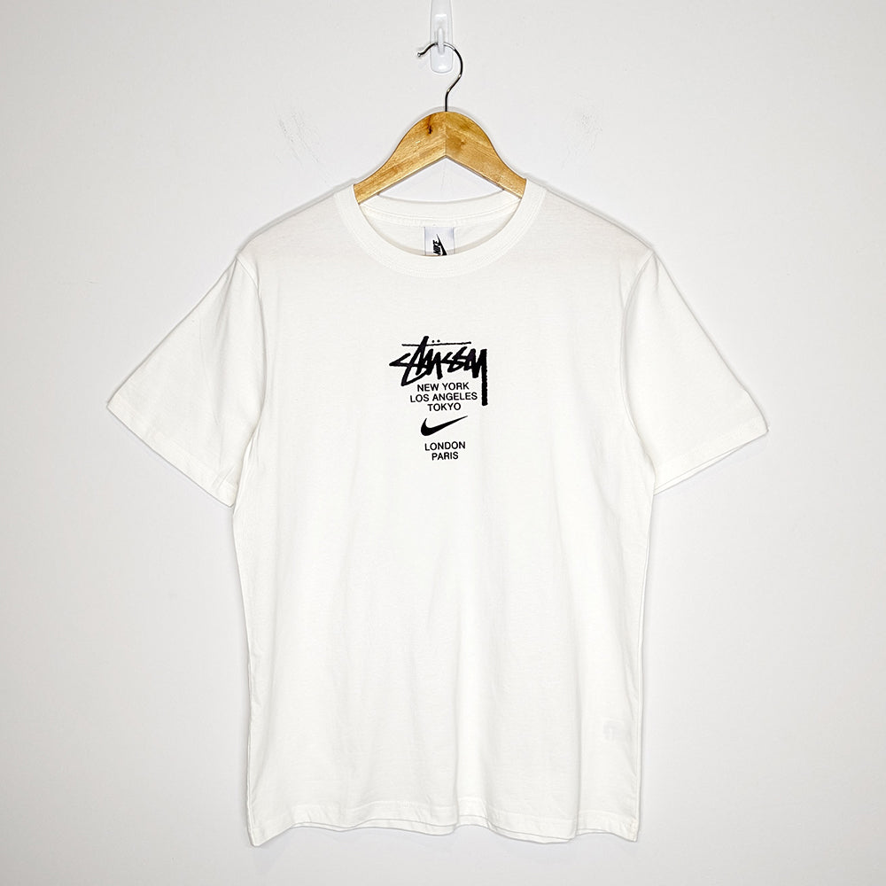T-shirt Stussy White size XL International in Cotton - 32279081