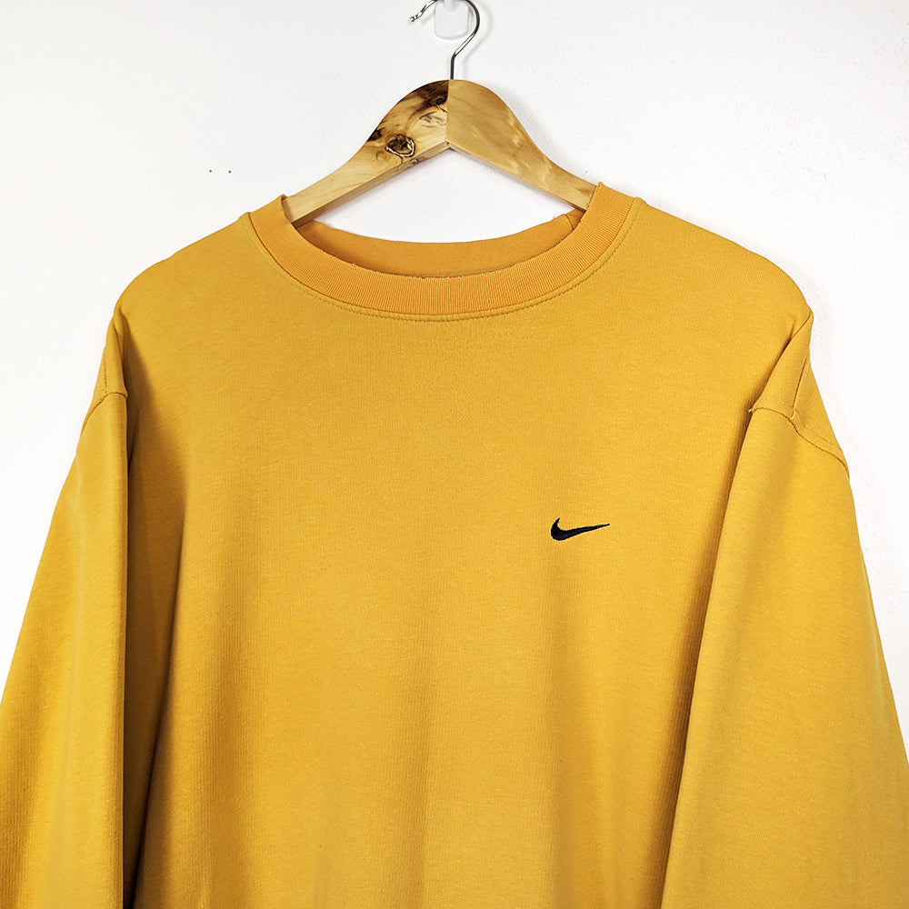 Nike: Rare Y2K Swoosh Pullover (L)