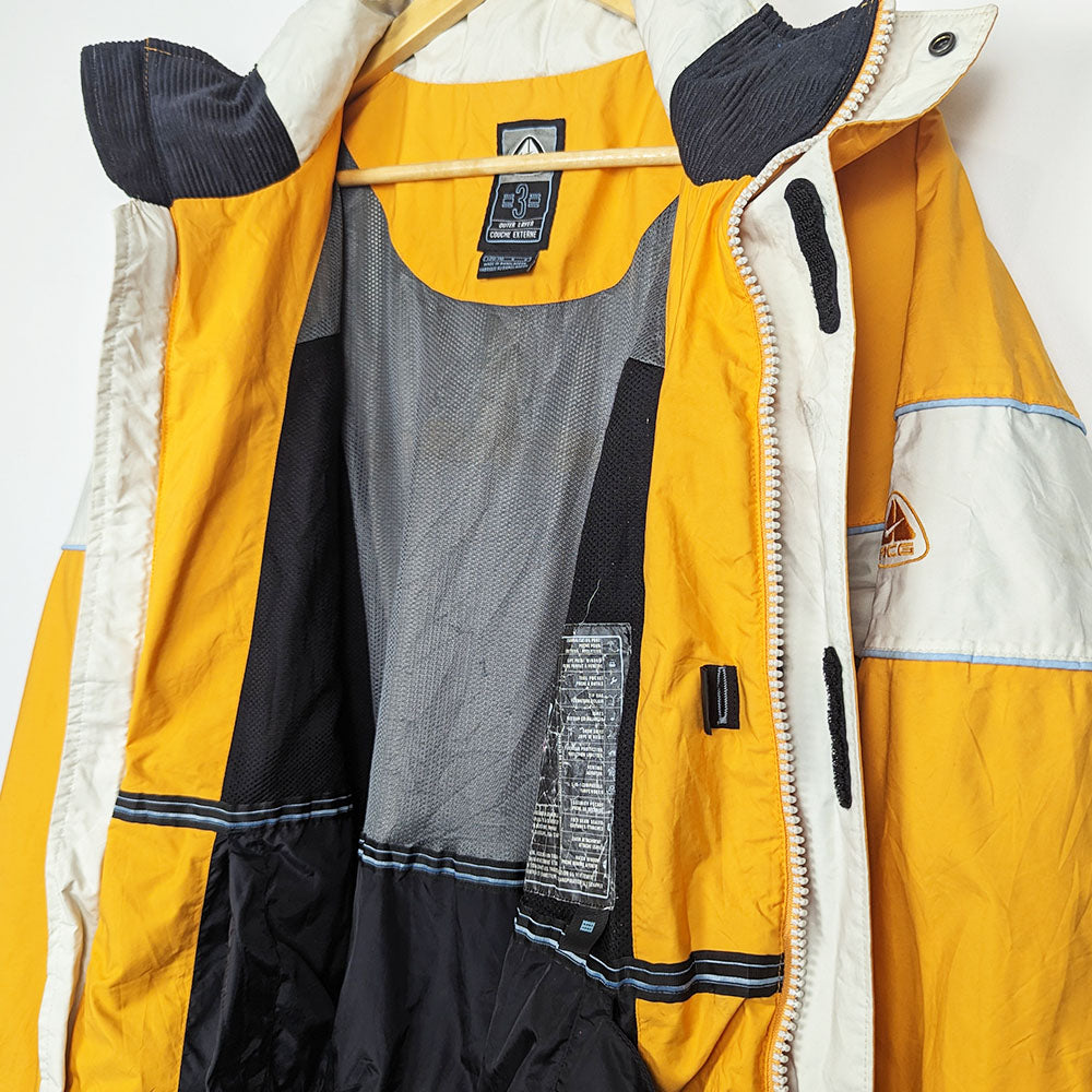 Nike ACG: Storm Fit Jacket (L)