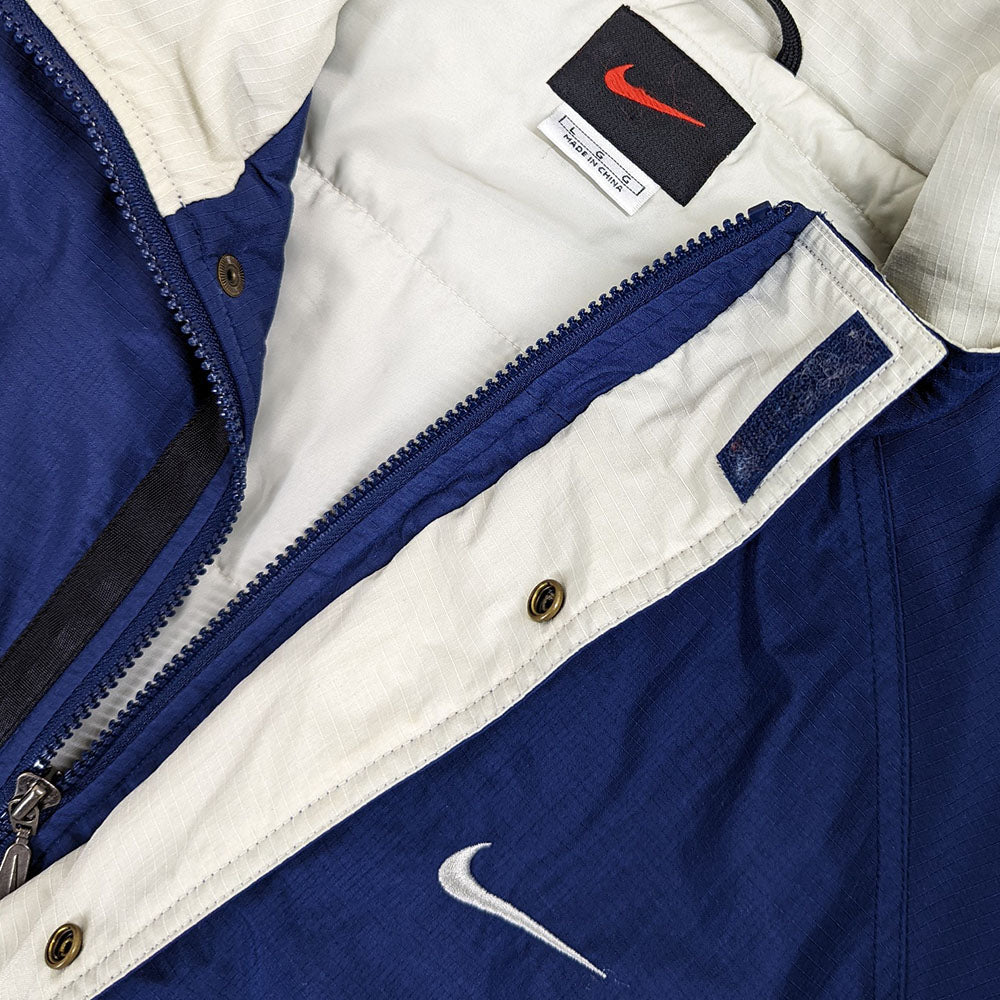 Nike: Rare 90s Winter Jacket (L)