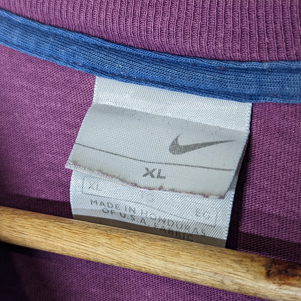 Nike: Rare Y2K Swoosh T-Shirt (XL)
