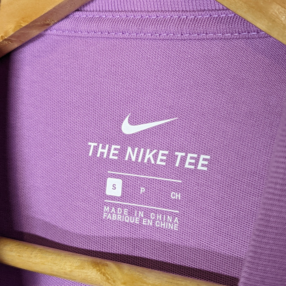 Nike: Tuned Air T-Shirt (S)