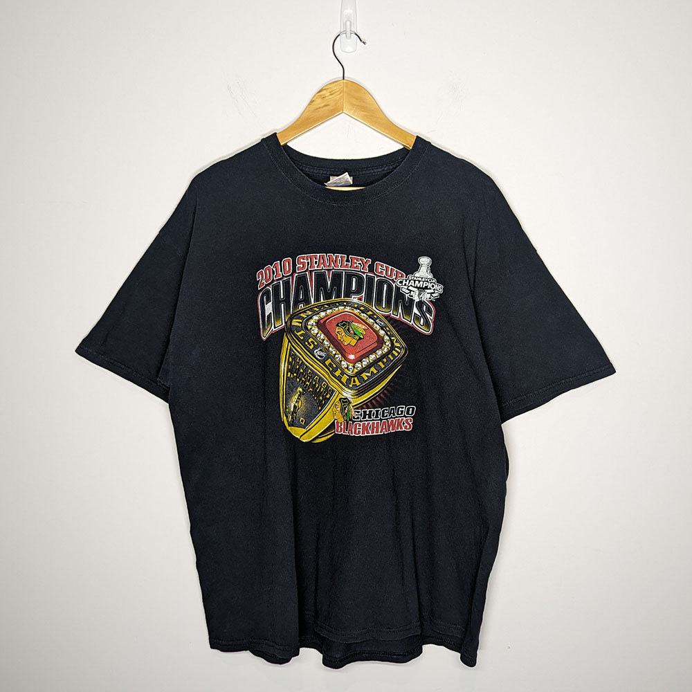NHL: Chicago Championship T-Shirt (XL)