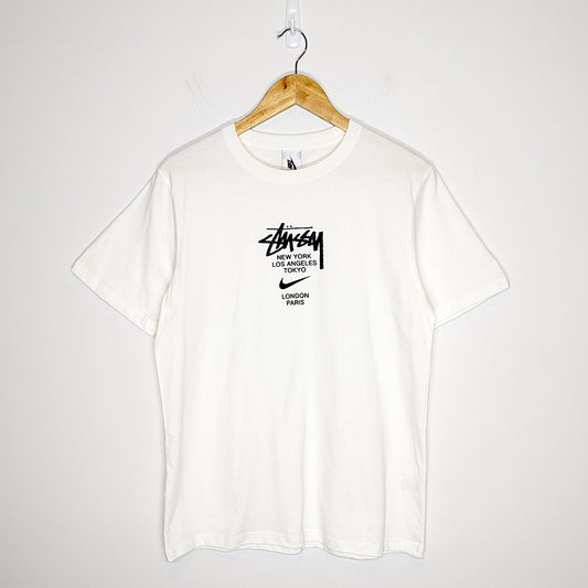 Nike x Stüssy: International White T-Shirt (M)